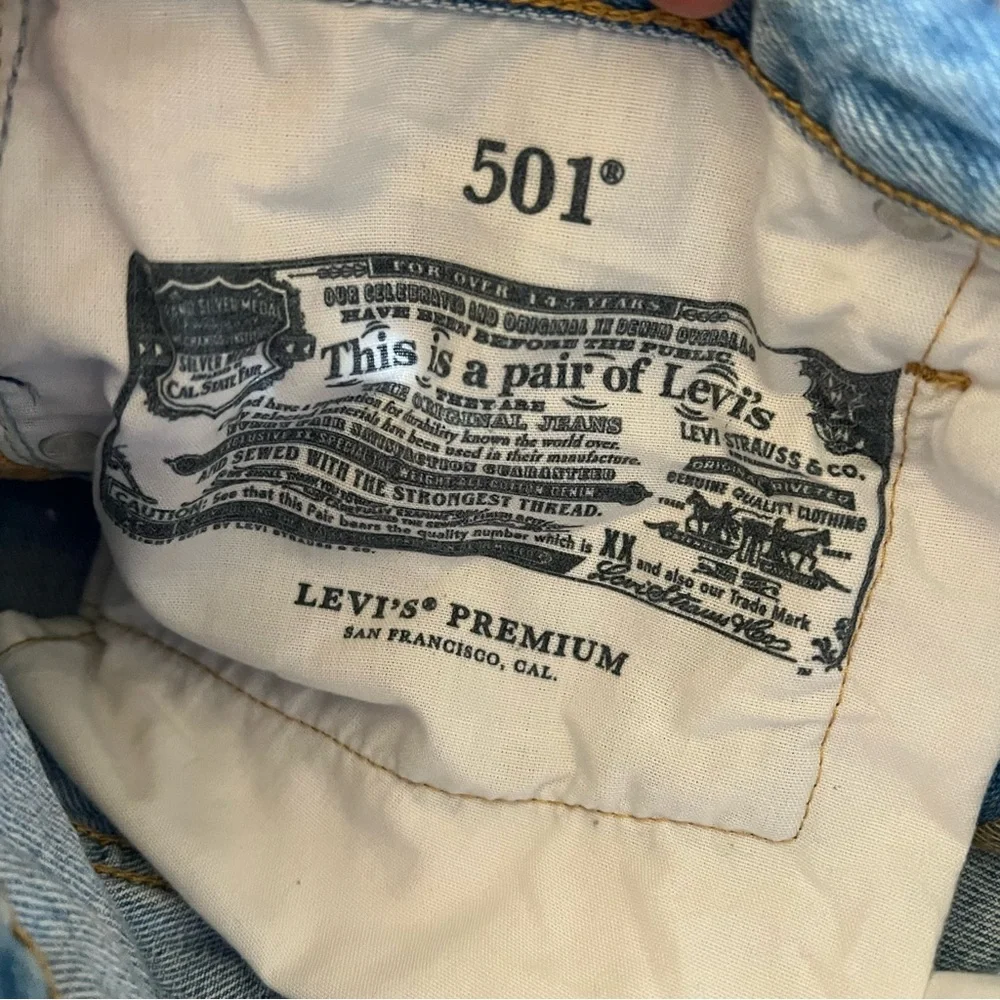 Levi 501 Jean Shorts Womens Light Blue Denim Cutoffs Distressed Daisy Duke